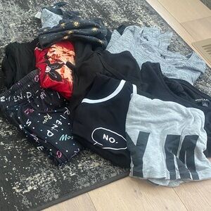 5 lbs Size L clothing bundle